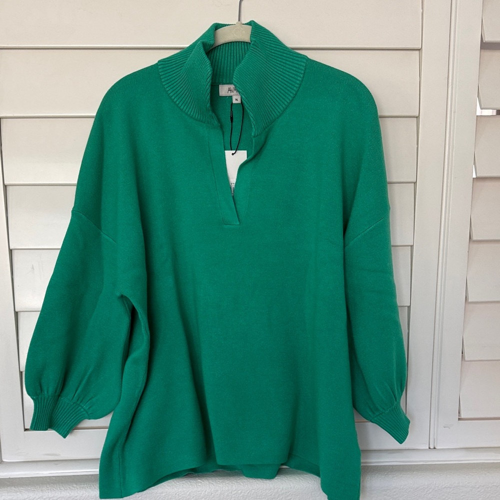 NWT AVARA Emerald Funnel Neck Pullover Sweater XL